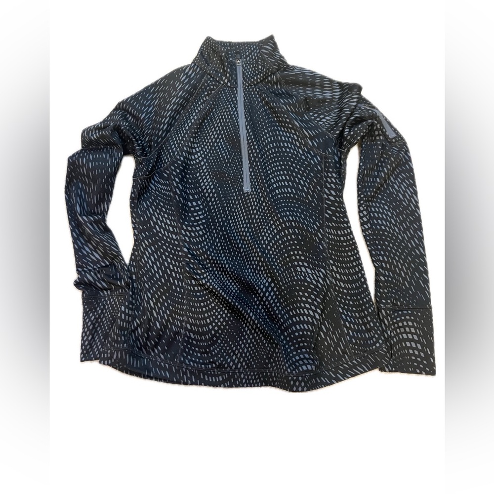 Tek Gear Warmtek Jacket. Size Medium. Black and Grey